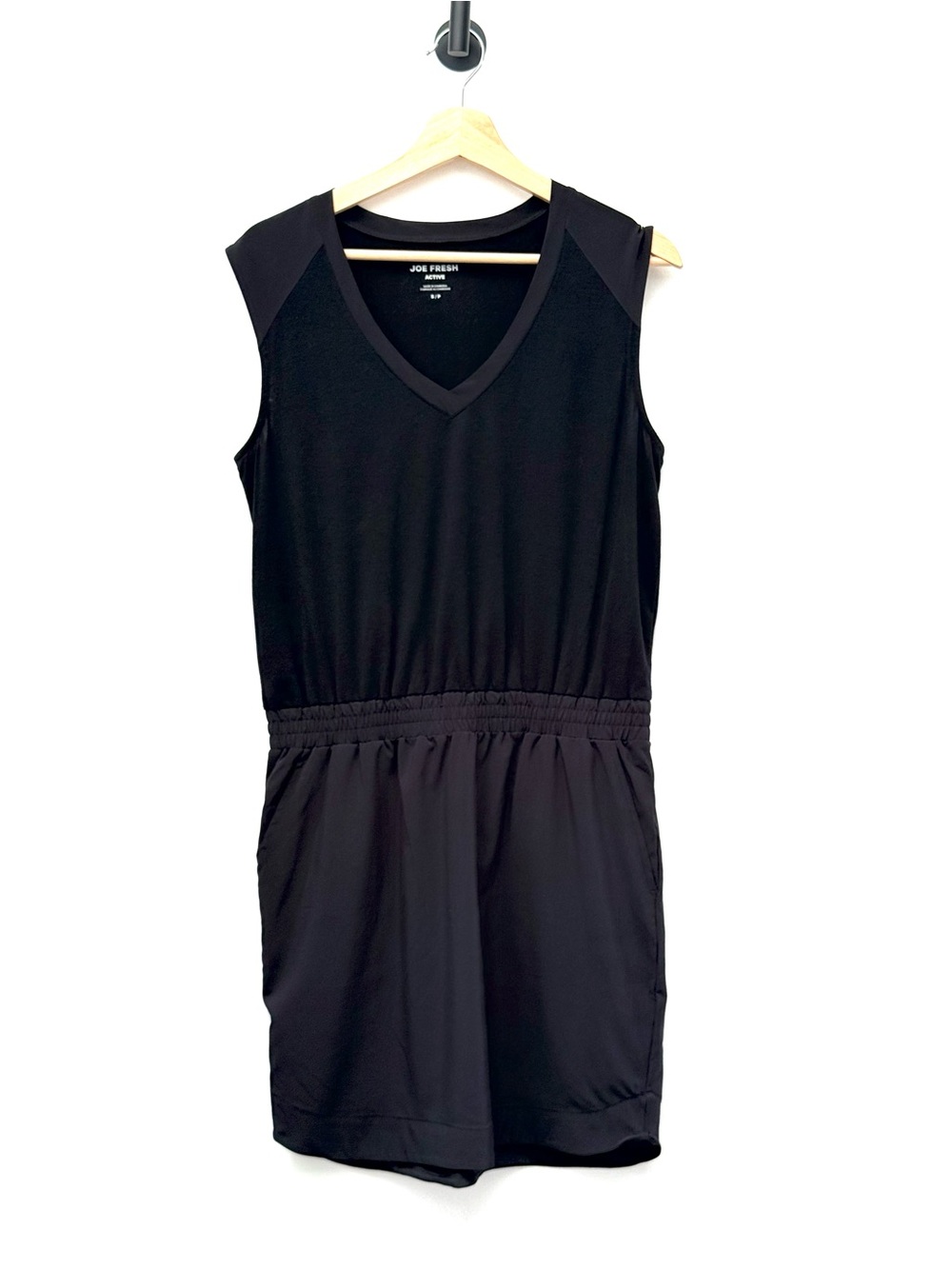 Joe Fresh Active Black Sleeveless Athletic Dress Pockets Stretch Travel Dress